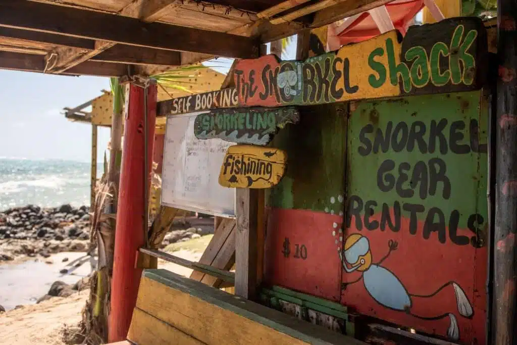 Grace's Cool Spot - Little Corn Island - Hostels In Nicaragua