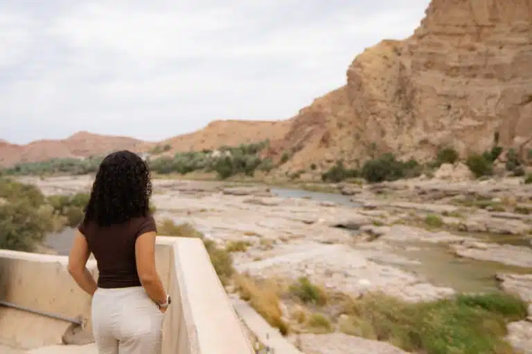 10+ Honest Pros and Cons of Solo Travel (For Women)